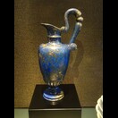 Kanne aus Lapislazuli